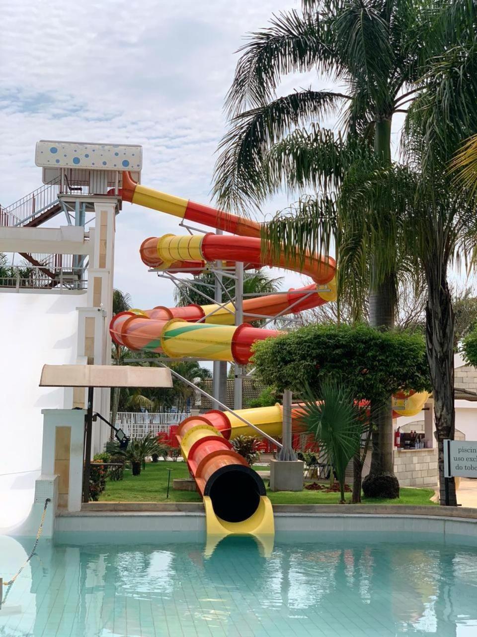 L'Acqua Diroma - Oficial - Piscinas 24 Horas カルダス・ノバス エクステリア 写真